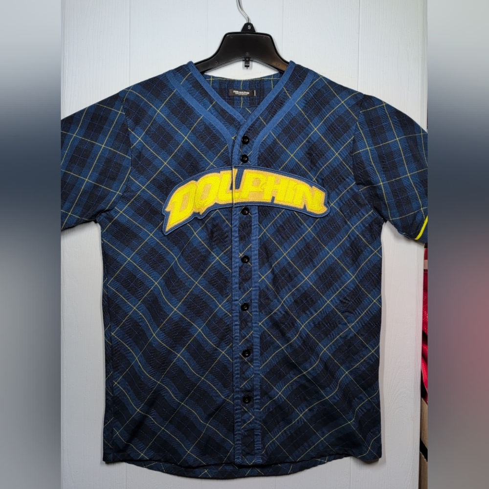 Pink + Dolphin Men's Flannel Button Up Baseball Jersey Shirt Size Medium